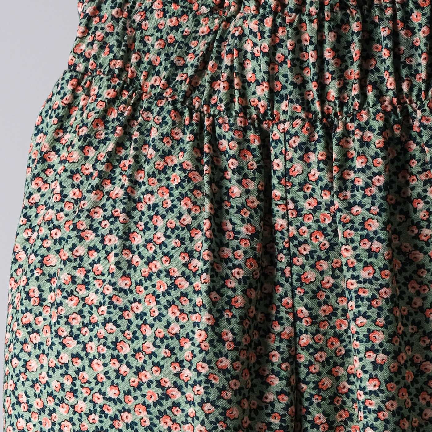 Panco Pants, Country