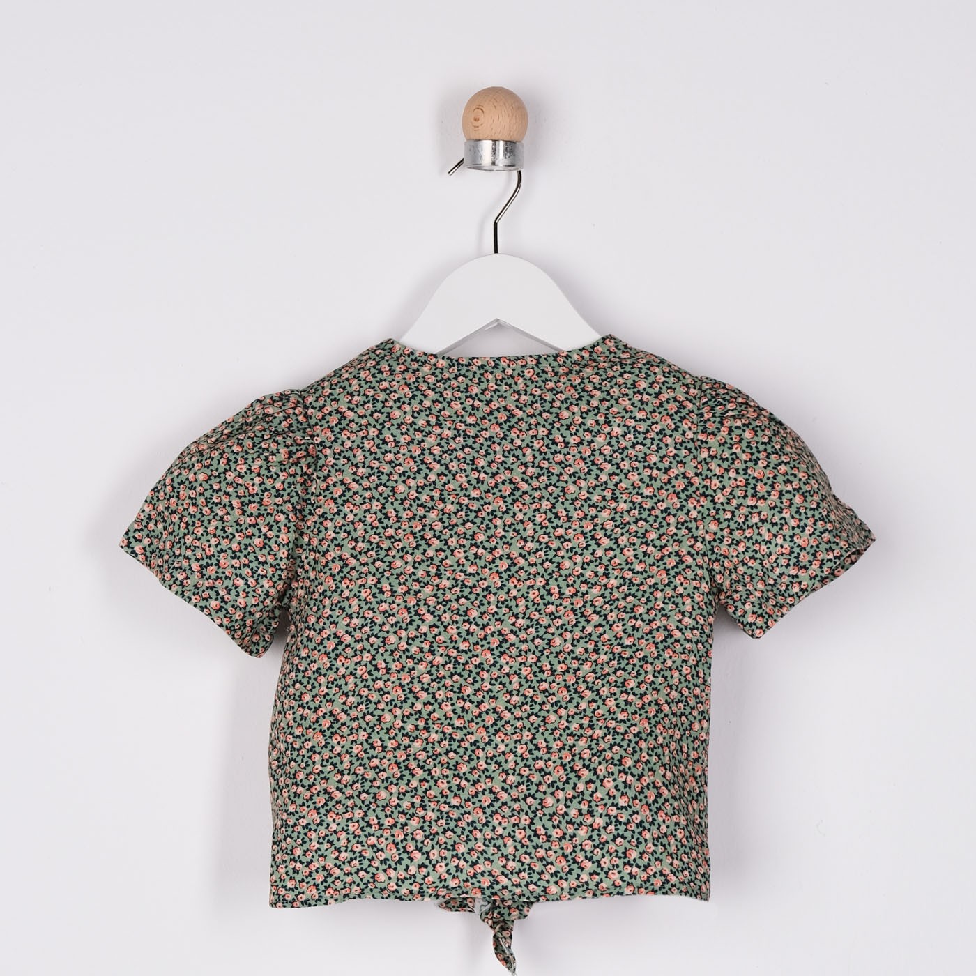Panco Shirt, Country