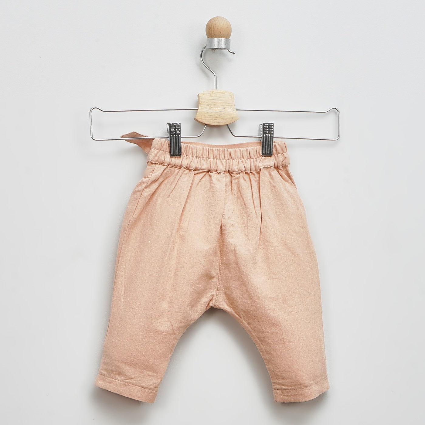 Panco Pants, Nature