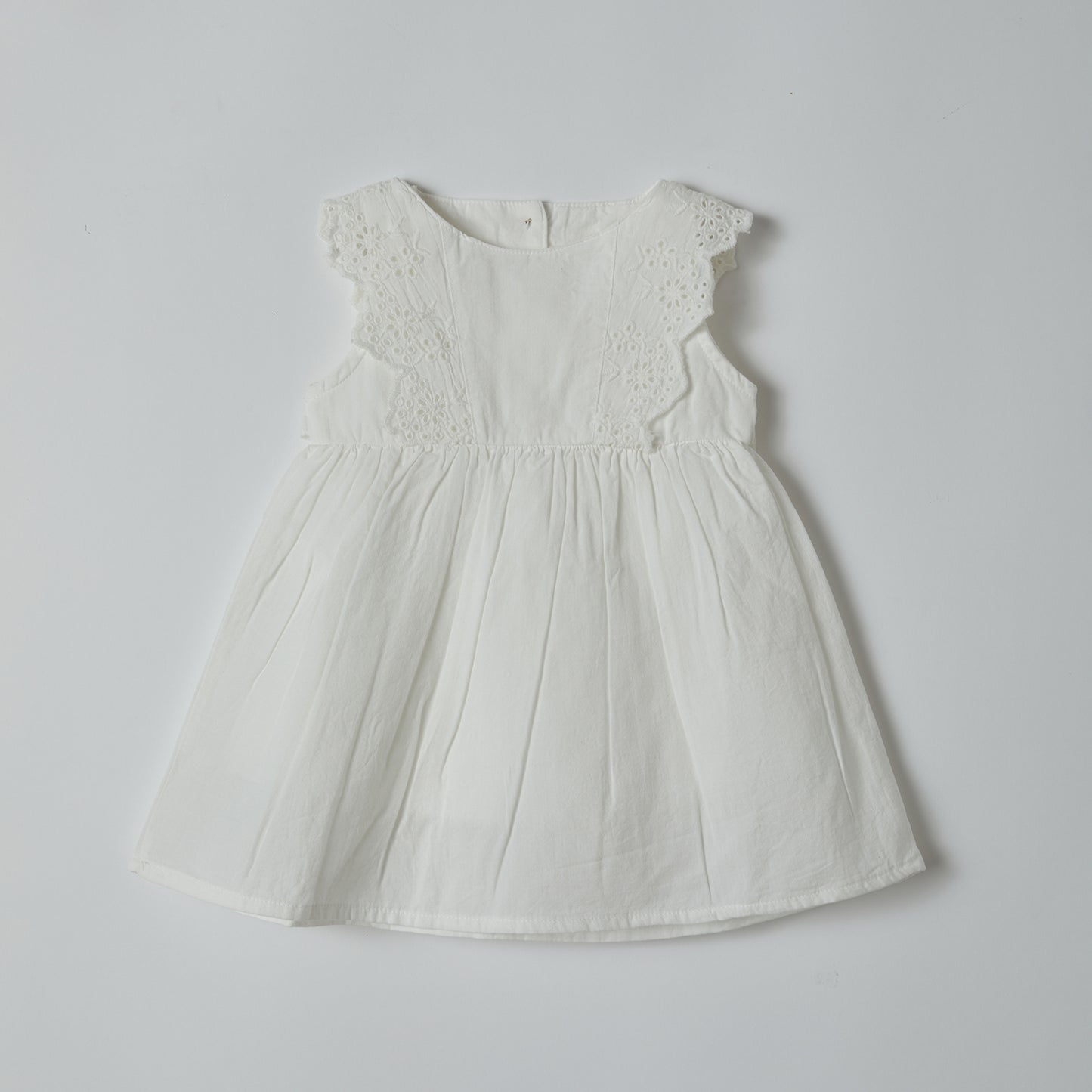 Organic Era Sleveless Dress with Scallop